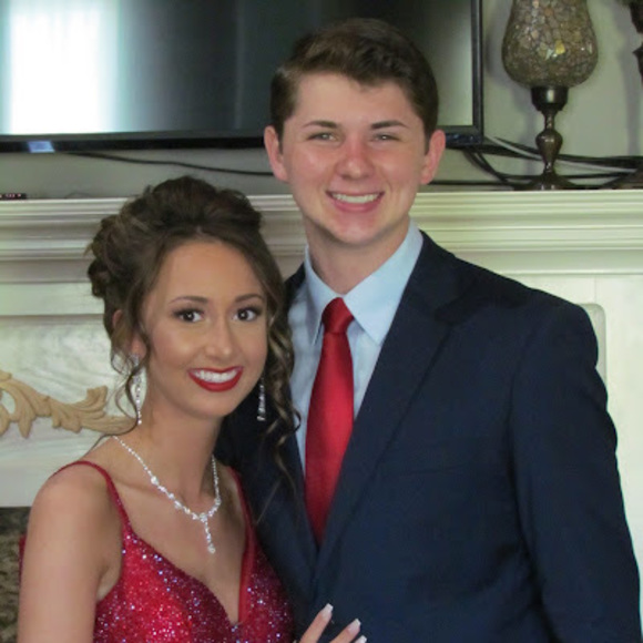 Meet your Posher, Paige - Picture 1 of 1